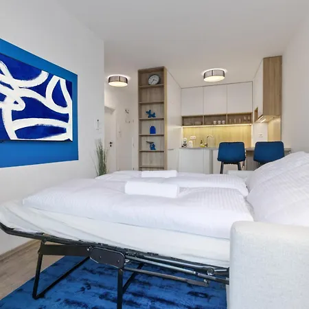 Lam Blue Ac - Balcony * Pozsony