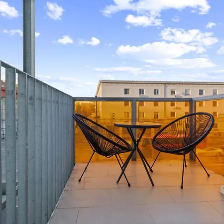 Lam Blue Ac - Balcony Pozsony